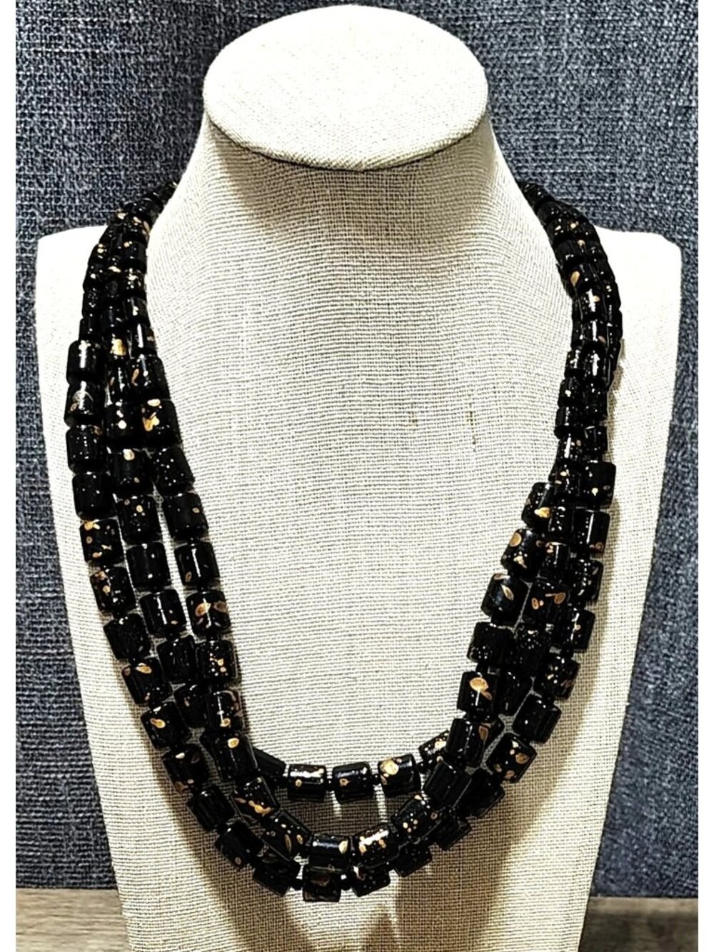 Vtg Esmor Black Gold Fleck Triple Strand Beaded Necklace Faux Coral Statement